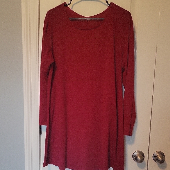 Red Long Sleeve Crew Neck A-line Dress - Picture 1 of 5